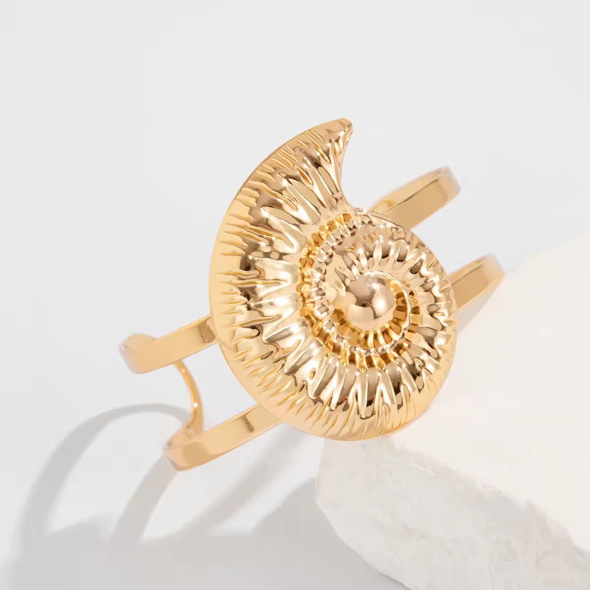 Stainless
steel snail
Bangel