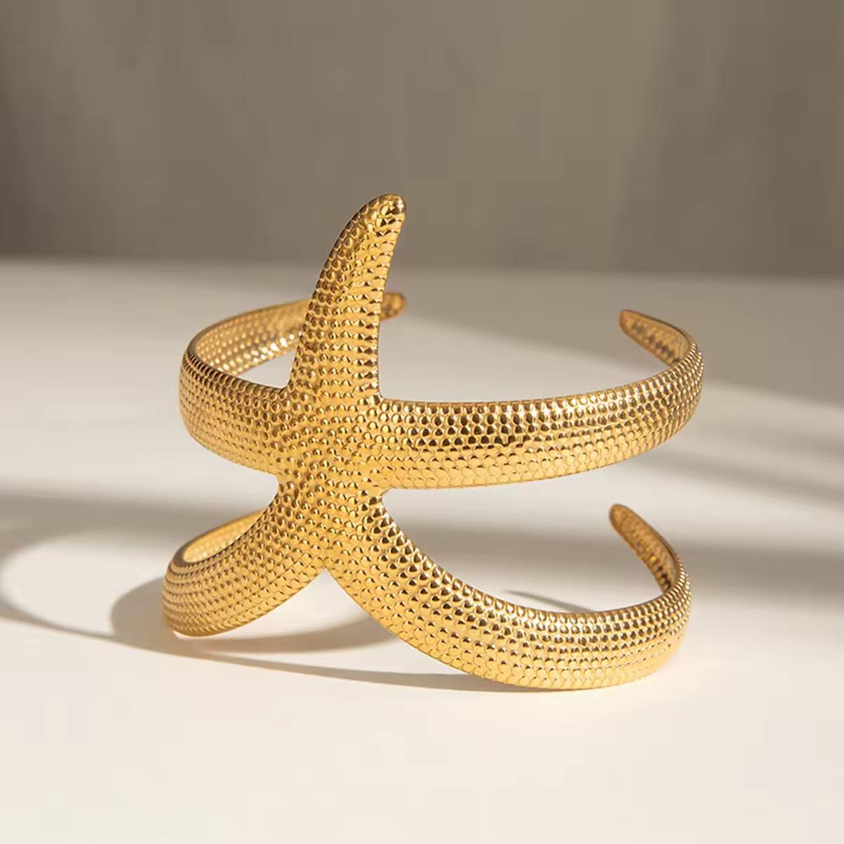 Stainless steel 
star fish Bangel
